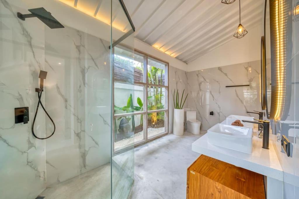 Villa Beautiful Yang Tao In The Heart Of With Private Staff